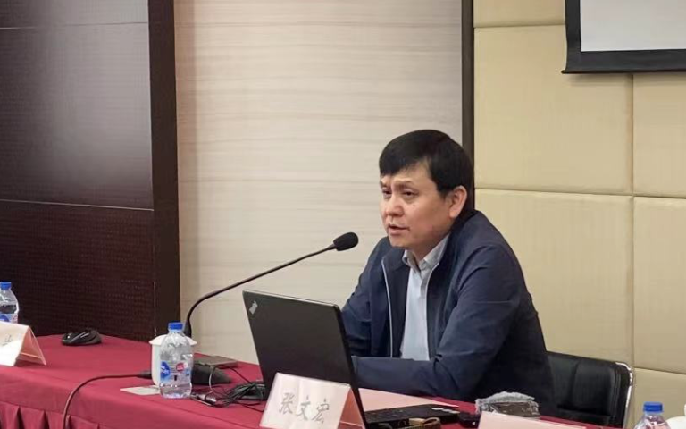 张文宏：出现第二波疫情是科学规律，但整体波幅低、症状轻可有效应对